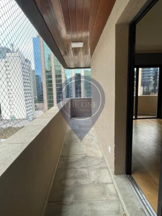 Imagem Imperdível: Apartamento à venda em São Paulo - Itaim Bibi, 3 quartos, 3 suítes, 209m², 3 vagas. Confira!