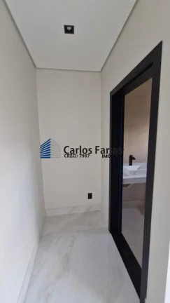 Imagem Casa em Condomínio para Venda em Brasília, Setor Habitacional Tororó (Jardim Botânico), 3 dormitórios, 3 suítes, 5 banheiros, 2 vagas