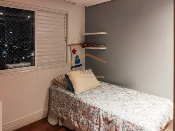 Imagem Apartamento de 114m².
O imóvel conta com 2 suítes espaçosas, ambas equipadas com móveis planeja...