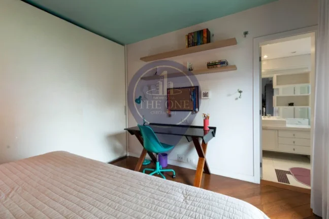 Imagem Apartamento de Luxo em Perdizes: 4 Quartos, 4 Suítes, 2 Salas, 5 Banheiros, 5 Vagas - Venda em SP!