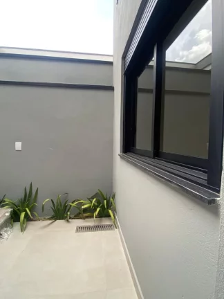 Imagem Casa Moderna Reserva dos Ypês II com 3 Dormitórios e Espaço Gourmet em Condomínio de Lazer