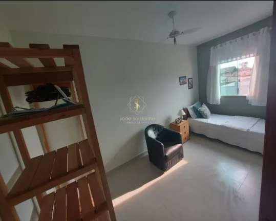 Imagem Casa com piscina em Guaratuba(Coroados) para Venda, 150 metros do mar, com vista para o mar.