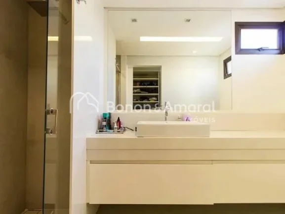 Imagem Apartamento à Venda no Cambuí Campinas. Com 2 Quartos, 2 suítes, 5 banheiros, 270m², 3 vagas de ...
