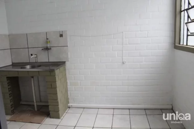 Imagem Galpão/Depósito/Armazém com 6 Quartos à Venda, 700 m² por R$ 1.600.000