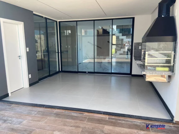 Imagem CASA DE ALTO PADRÃO COM PISCINA E SUÍTES LUXUOSAS: CONFORTO E SOFISTICAÇÃO