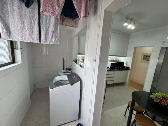 Imagem Apartamento 2 dormitórios á venda em Marapé, Santos/SP