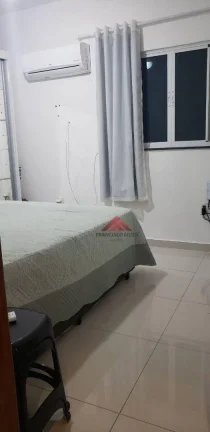 Imagem Casa com 3 dormitórios à venda, 160 m² por R$ 420.000,00 - Venda da Cruz - São Gonçalo/RJ