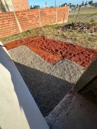 Imagem Casa à venda, com 2 quartos, 75m²