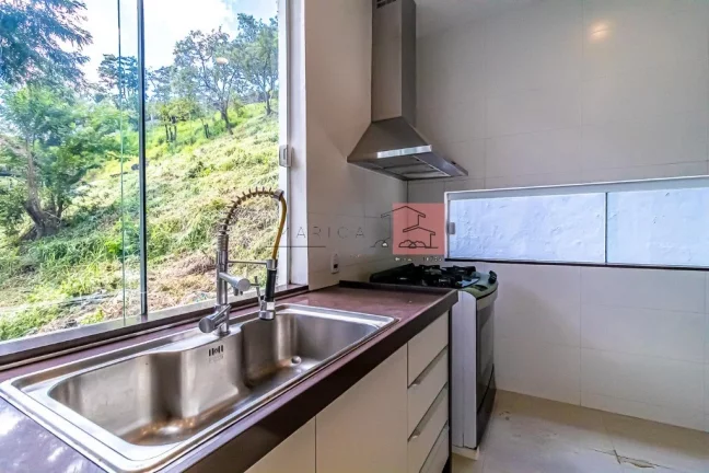 Imagem Casa Triplex com 436m² no melhor condomínio de Pendotiba.