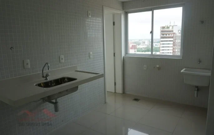 Imagem Apartamento 4 dormitórios para Venda em Teresina, Jóquei, 4 dormitórios, 4 suítes, 4 banheiros, 2 vagas