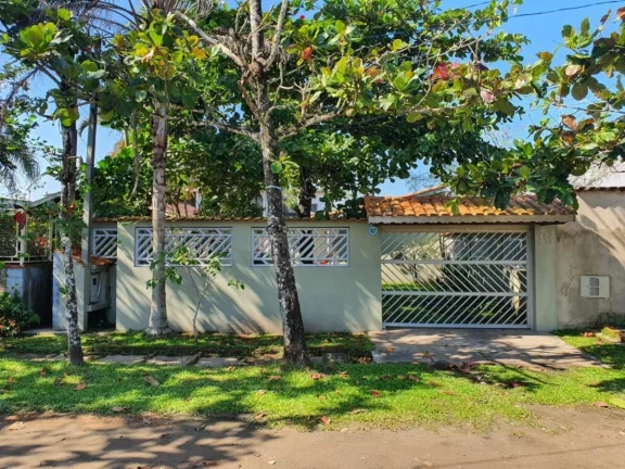 Imagem Casa para Venda em Itanhaém, Santa Teresinha, 3 dormitórios, 3 suítes, 1 banheiro, 5 vagas