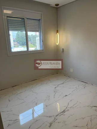 Imagem Alugo Grande oportunidade na vila Andrade, região do Morumbi, Apartamento de 58m², com 2 suítes, lavabo, Sacada, Sala, cozinha com armários, 2 Vargas fixas e cobertas, fazer completo, com mercadinho no condomínio que incluí água e gás, valor R$ 2.100 + co