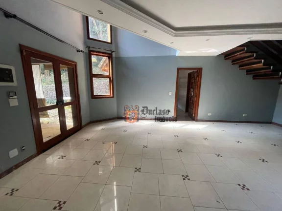 Imagem Sobrado com 4 dormitórios à venda, 250 m² por R$ 1.600.000 - Condomínio Parque Imperial - Mairiporã/SP