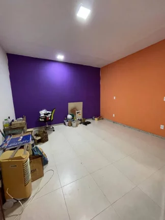 Imagem Casa Duplex à venda com 2 suítes, 4 salas e 6 Wc - Confira!