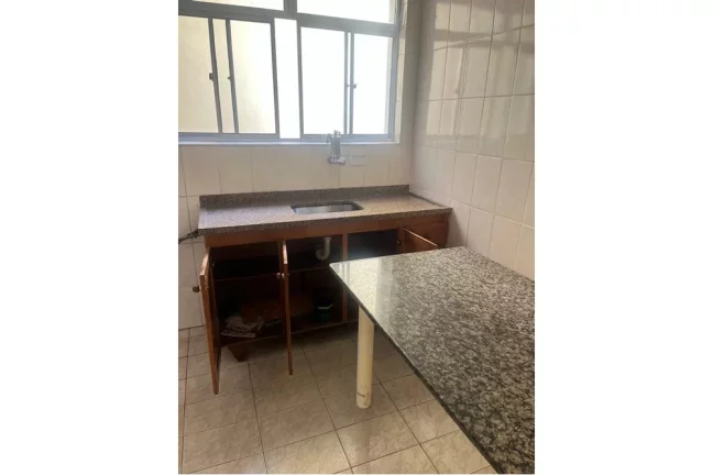 Imagem Casas em Frente Cemitério Lapa