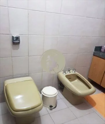 Imagem OPORTUNIDADE!!! APARTAMENTO GRANDE COM 4 SUITES, DEP. EMPREGADA REVERSIVEL, LAVABO, 3 VAGAS DE GARAG...