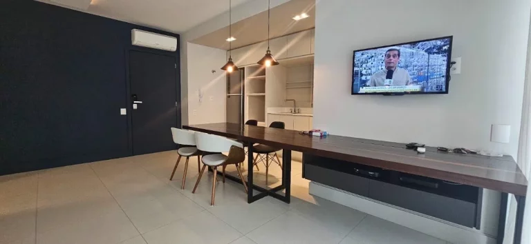 Imagem Studio à Venda, 54m2, Mobiliado, 1 Vaga, Centro - Florianópolis/SC