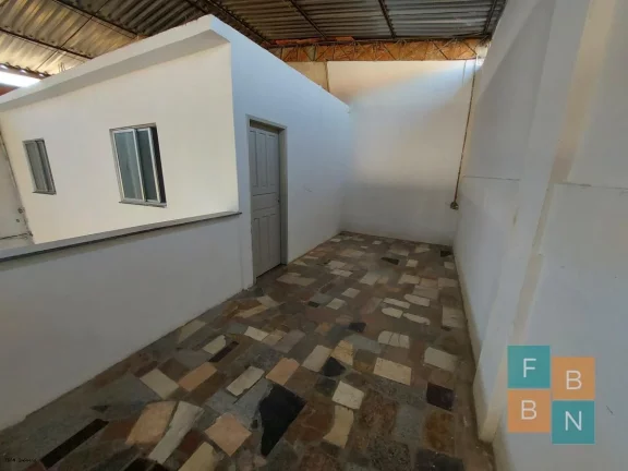 Imagem Galpão para Locação em Rio de Janeiro / RJ no bairro Freguesia (Jacarepaguá)