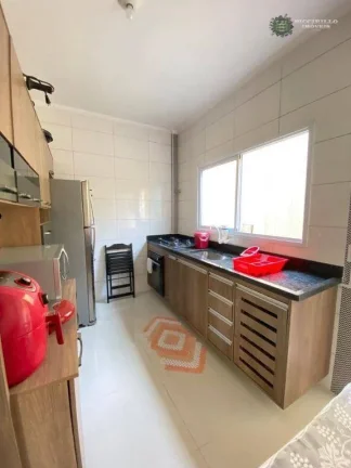 Imagem Sobrado Compacto e Moderno no Maracanã, Praia Grande/SP – Oportunidade Única!