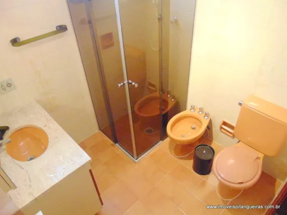Imagem Pitangueiras - Duas quadras da praia - 130 m² úteis - 02 vagas.