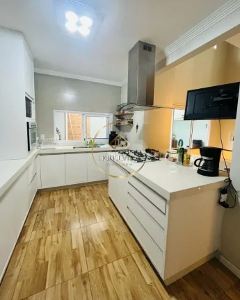 Imagem Casa Sobrado 4 Dormitórios,(3 Suítes),245m², Jardim das Indústrias, Sjc.