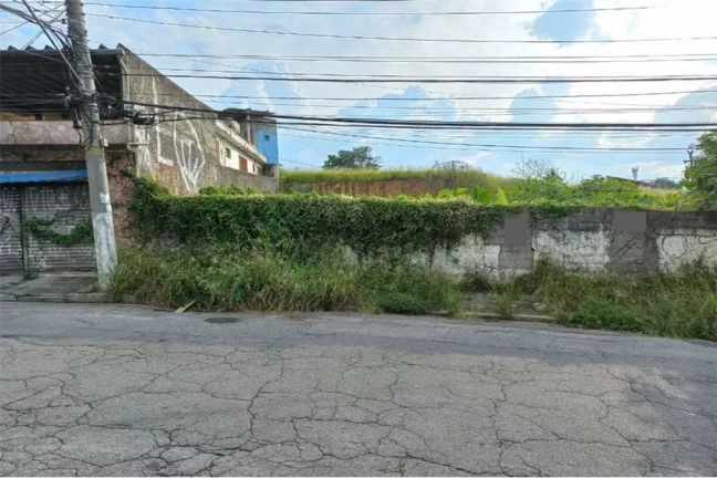 Imagem Terreno para locação 2.700m²-R$15.000-Vl Jaguará.