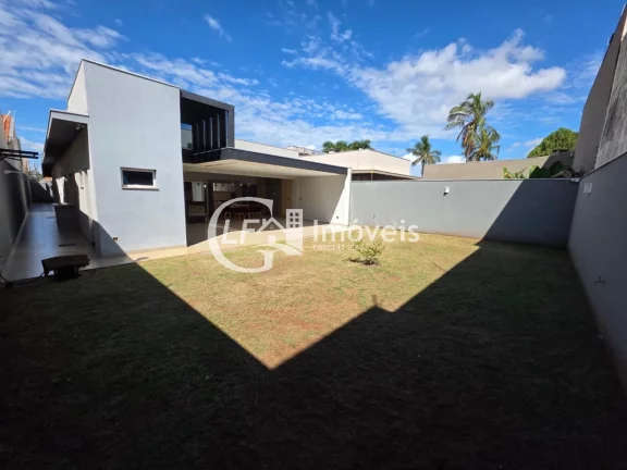 Imagem Casa à venda na Vila Vilas Boas: 3 suítes, 2 salas, 5 banheiros, vagas de garagem, 250m². Confira já!