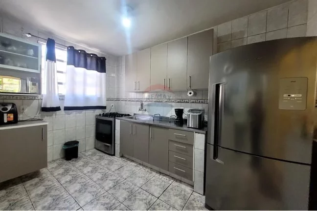 Imagem Casa com 5 quartos 200 m², Honório Gurgel, Rio de Janeiro.