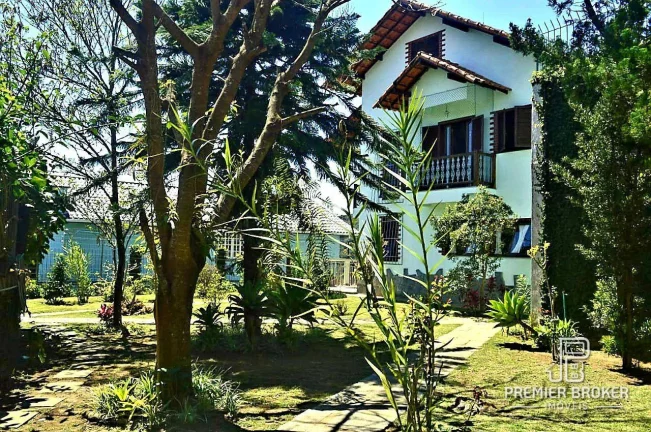 Casa à venda, 460 m² por R$ 1.500.000,00 - Golfe - Teresópolis/RJ