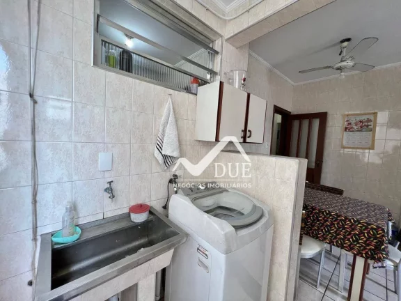 Imagem Apartamento 2 quartos e dependência na quadra da praia no Bairro Boqueirão em Santos
