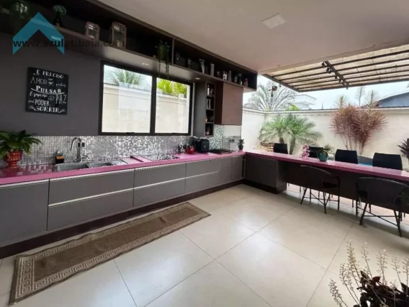 Imagem Sobrado de alto padrão com 4 suítes e piscina à venda  Atibaia