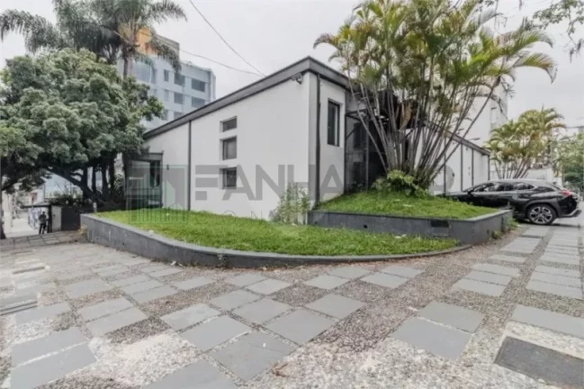 Imagem Excelente Casa Comercial para Locação em São Paulo-SP, Jardim Paulista: 15 Salas, 8 Banheiros, 8 Vagas de Garagem, 1.033m².