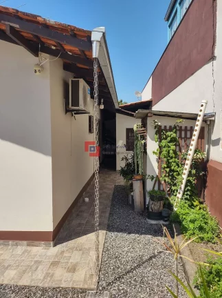 Imagem Casa no Bucarein proximidades do Compre fort .
