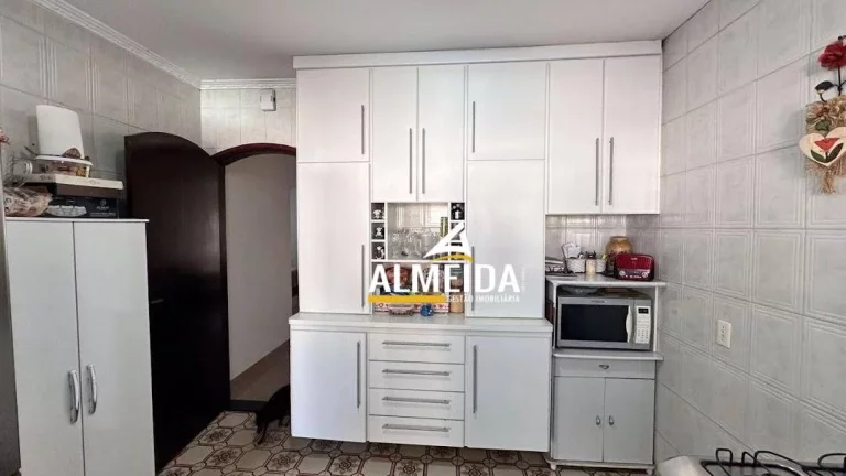 Imagem Casa com 3 dormitórios à venda, 200 m² por R$ 600.000,00 - Parque Universitário - Rio Claro/SP