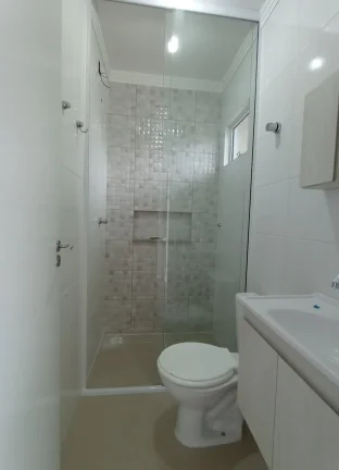 Imagem Sobrado com 2 suítes e 2 vagas de garagem