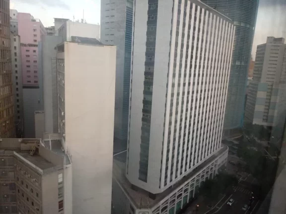 Imagem Apartamento com 1 dormitório e vaga de garagem na República