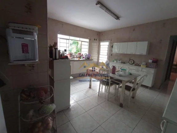 Imagem Sobrado com 4 dormitórios à venda, 114 m² por R$ 600.000,00 - Centro - Tatuí/SP