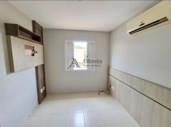 Imagem Casa Condomínio Residencial Thina à Venda em Jundiaí-SP - 3 Quartos, 1 Suíte, 2 Salas, 3 Banheiros, 2 Vagas de Garagem - Jardim Carolina