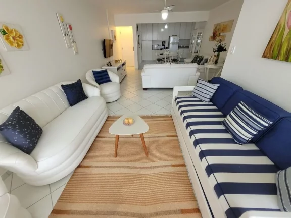 Imagem PITANGUEIRAS – UMA QUADRA DA PRAIA, MARAVILHOSO APTO TOTALMENTE REFORMADO E DECORADO, COM 121,60 M² ÚTEIS, BELÍSSIMA VISA MAR, 01 VAGA DE GARAGEM