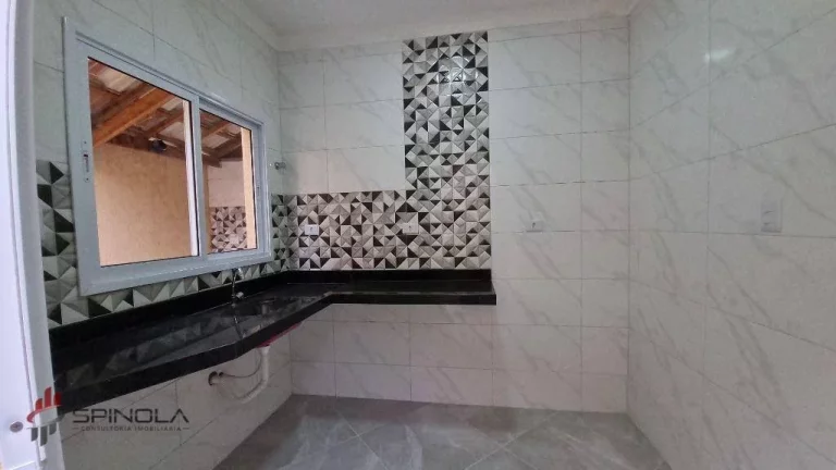 Imagem Sobrado com 2 dormitórios à venda, 63 m² por R$ 300.000,00 - Real - Praia Grande/SP