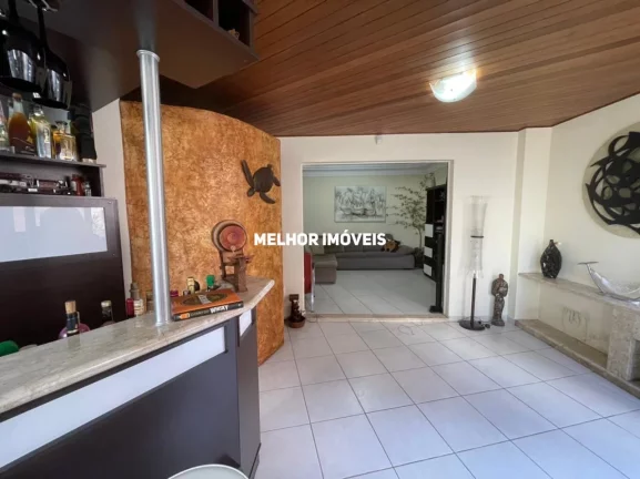 Imagem Apartamento Diferenciado Mobiliado á Venda com 03 Dormitórios sendo 01 Suíte, sacada ampla com churrasqueira a carvão em Meia Praia Itapema - SC