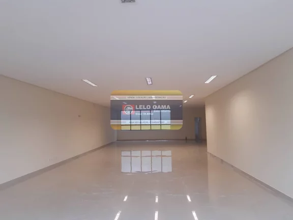 Imóvel Comercial para Alugar, 230 m² em Jardim Leonor - Carapicuíba