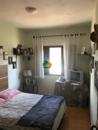 Imagem Casa para Venda em São Roque, Jardim Vinhas Do Sol (mailasqui), 5 dormitórios, 1 suíte, 2 banheiros, 4 vagas