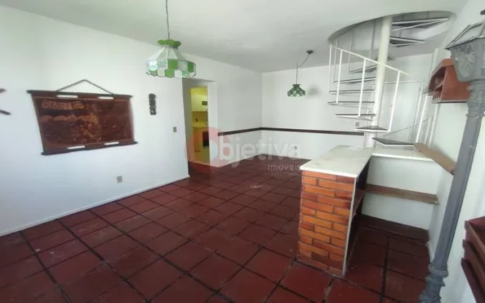 Imagem Cobertura com 3 dormitórios à venda - Centro - Cabo Frio/RJ