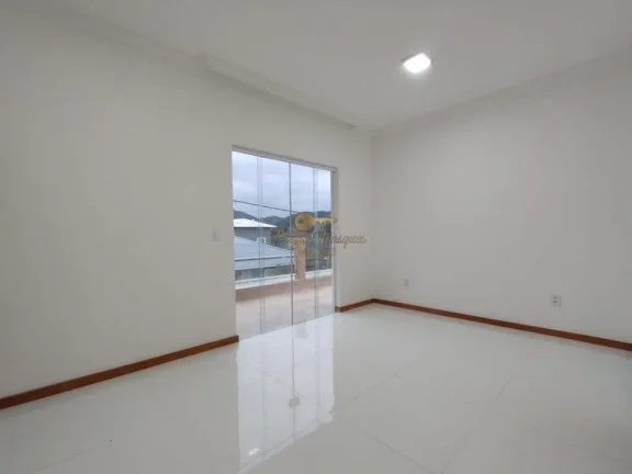 Imagem Casa em Condomínio para Venda em Teresópolis / RJ no bairro Vargem Grande