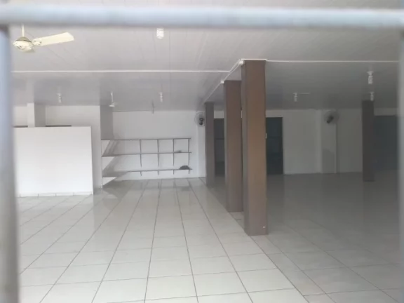 Imagem Salão comercial muito bem localizado