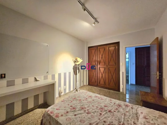 Imagem Apartamento 4 Quartos, 5 Banheiros, 2 Vagas, PÉ NA AREIA - José Menino - Santos
