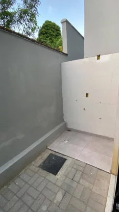 Imagem Sobrado Geminado em Condomínio