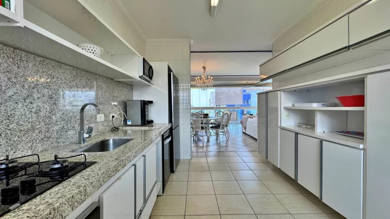 Imagem Apartamento com 3 dormitórios à venda, 116 m por R$ 3.700.000,00 - Riviera