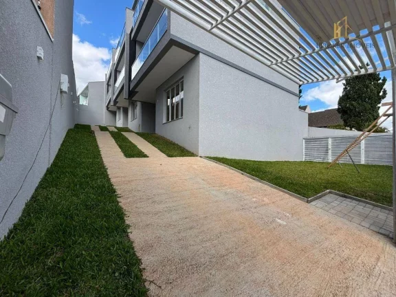 Imagem Sobrado com 3 quartos à venda, 157 m² por R$ 990.000 - Bairro Pilarzinho - Curitiba/PR